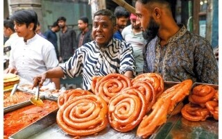 Ramadan in Dhaka: Traditions and Spirit of Unity