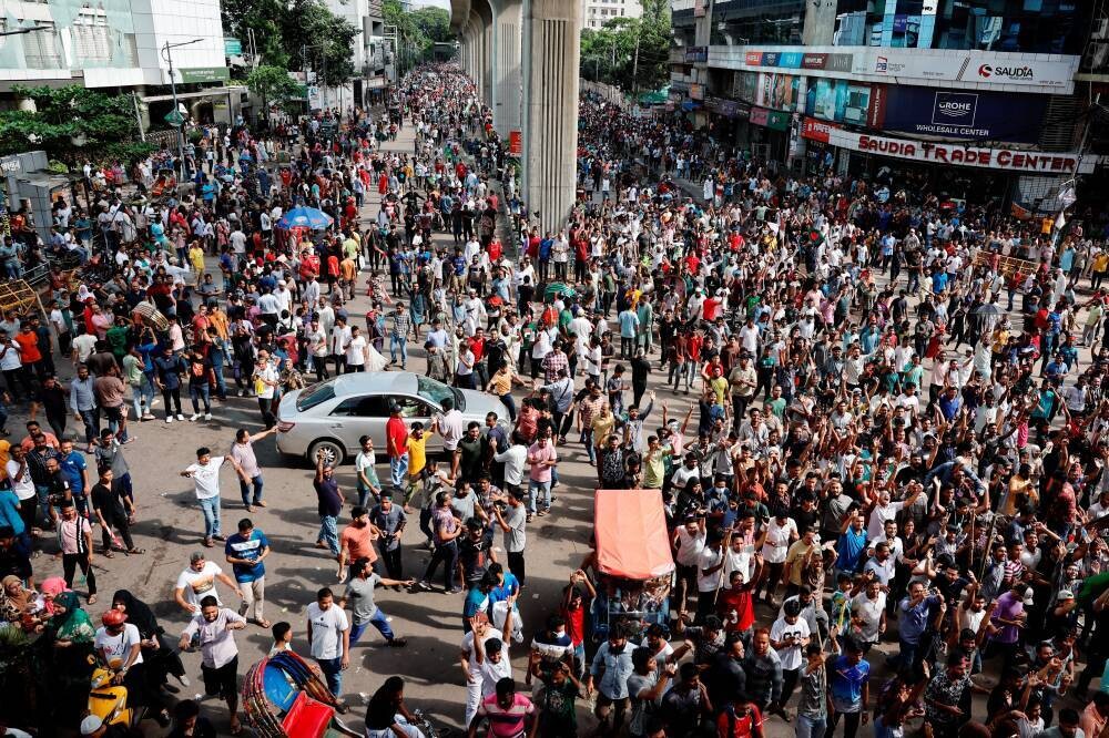 Профсоюз полиции Бангладеш объявляет забастовку после переворота