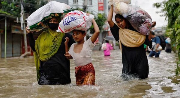 Количество жертв наводнения в Бангладеш достигло 71