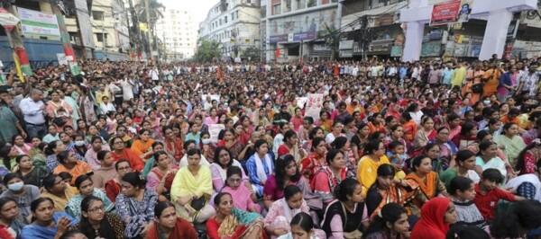 Mass protests in Dhaka for Hindu rights